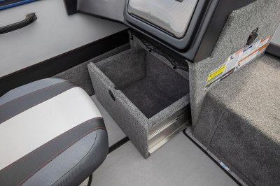 Alumacraft Trophy - Under-Console-Storage